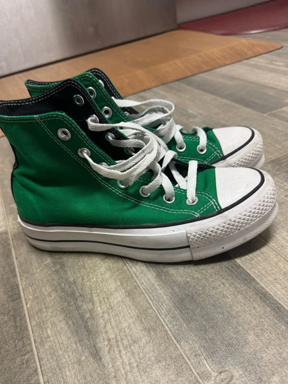 Converse Chuck Taylor All Star High Top Sneakers Green White (M5-W7) Streetwear - Picture 3 of 9